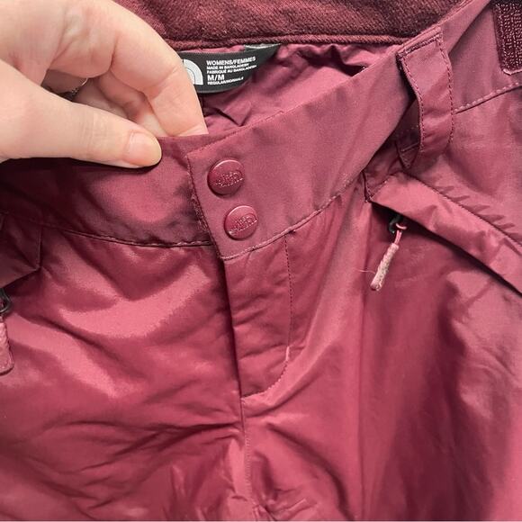 The North Face women’s insulated Freedom snow pants burgundy medium - Picture 7 of 14